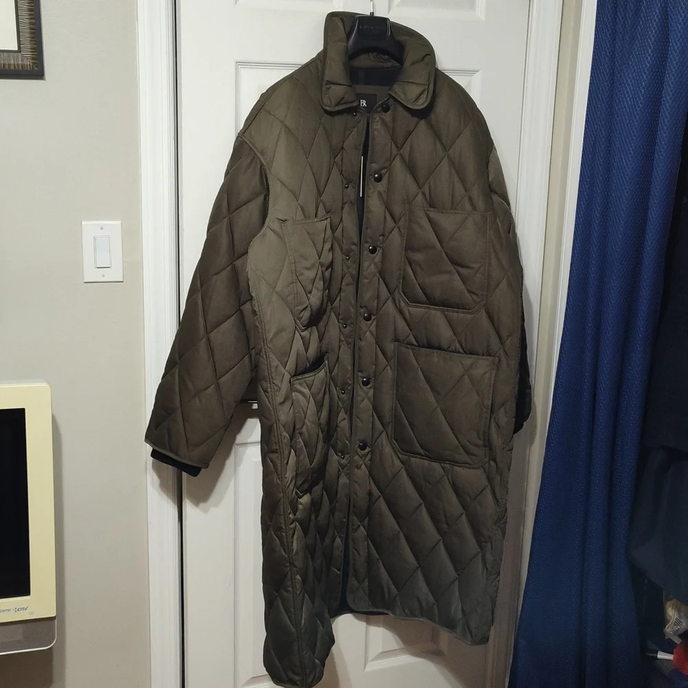 Banana Republic Oversized Light Olive Green Quilted Carcoat